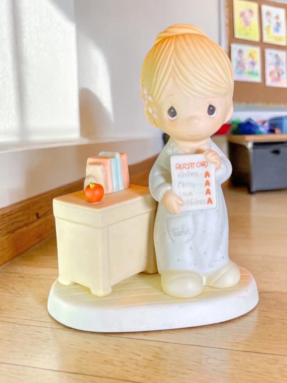 Vintage Precious Moments - Love Never Fails | 1984 Samual J. Butcher 12300